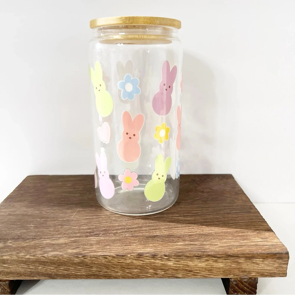 Colorful Bunny Libbey Glass Can with Bamboo Lid and Straw